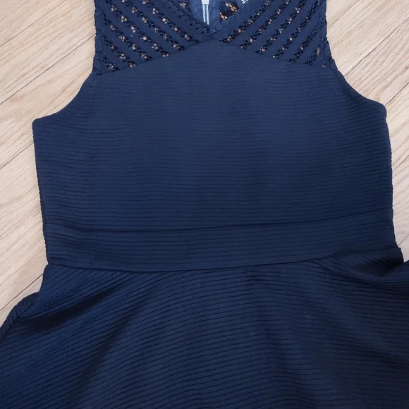 Super cute black dress. Zenzi. Girls 14. - Picture 8 of 15